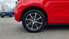 Toyota Yaris 1.5 Hybrid Icon Tech 5dr CVT Hybrid Hatchback
